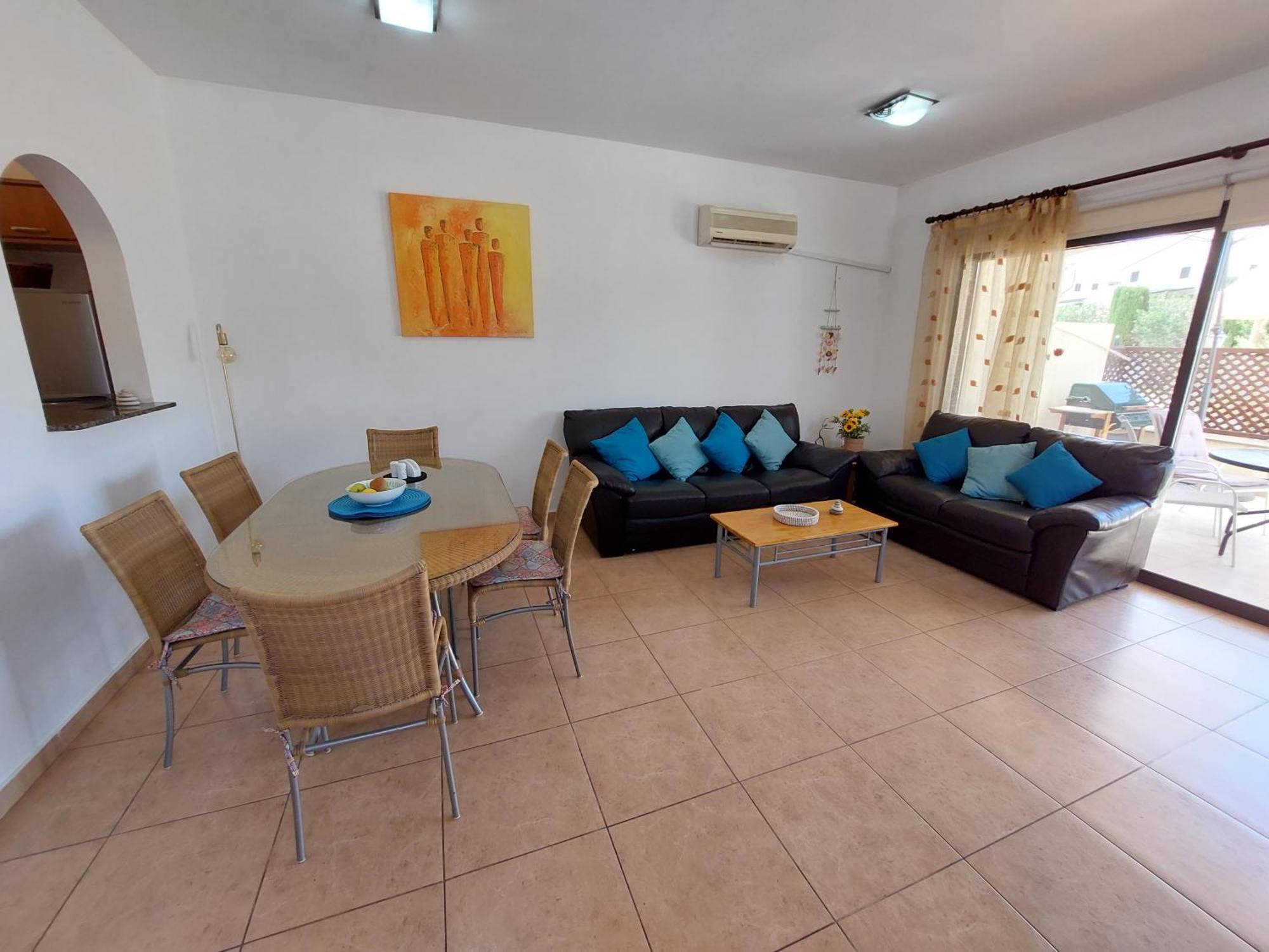 Pool Side 2 Bedroom Queens Gardens Complex Pafos Dış mekan fotoğraf